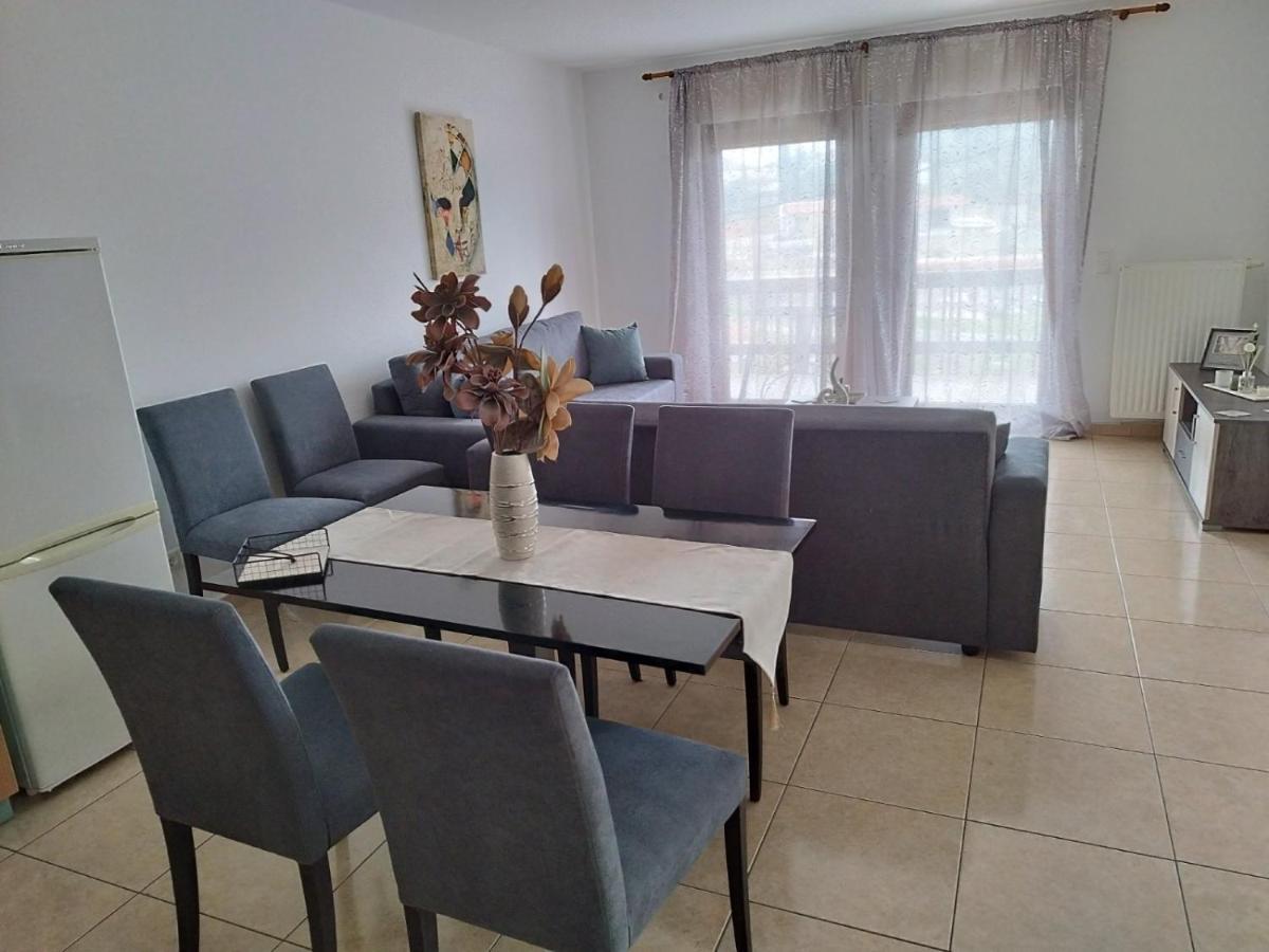 Ina House Apartment Varella Екстериор снимка