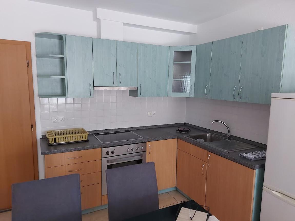 Ina House Apartment Varella Екстериор снимка